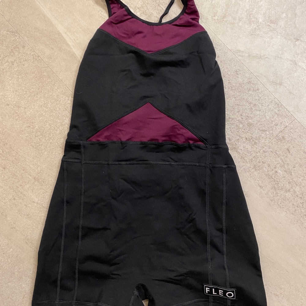 Fleo singlet